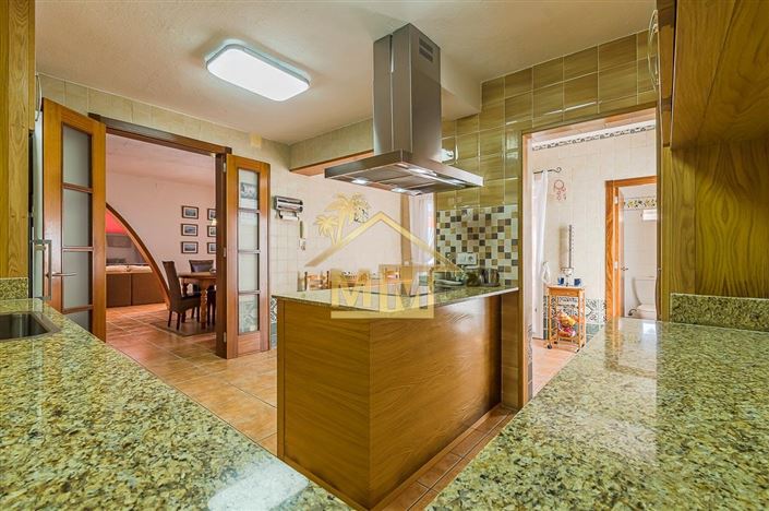 Image No.16-3 Bed House for sale