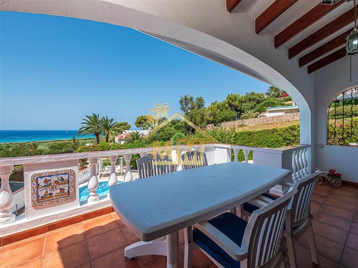 Image No.1-4 Bed Villa for sale