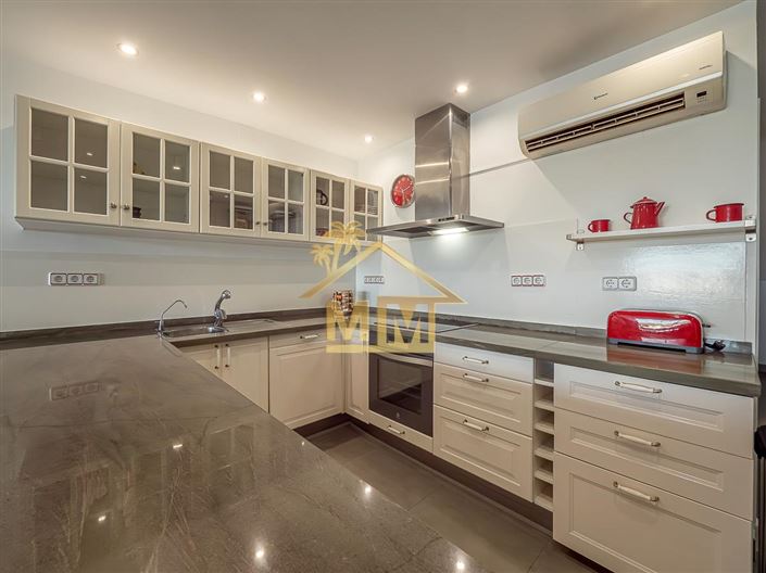 Image No.11-3 Bed House for sale