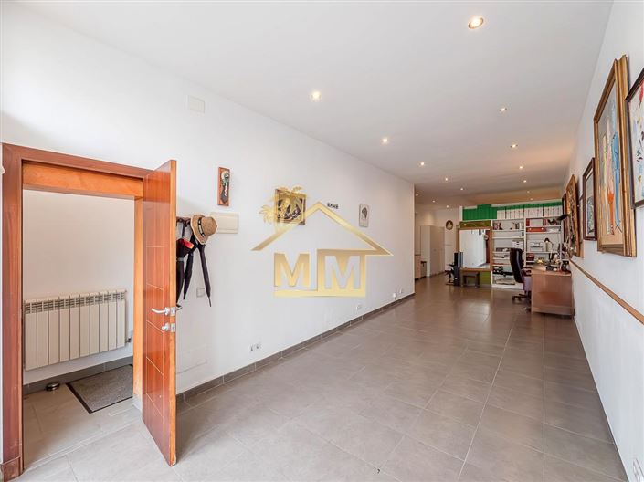 Image No.28-3 Bed House for sale