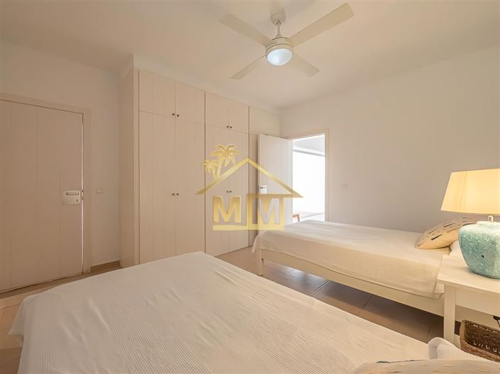 Image No.14-4 Bed Villa for sale