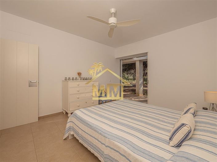 Image No.30-4 Bed Villa for sale