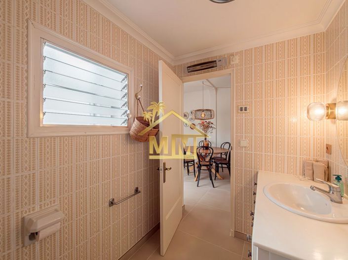 Image No.10-3 Bed Apartment for sale