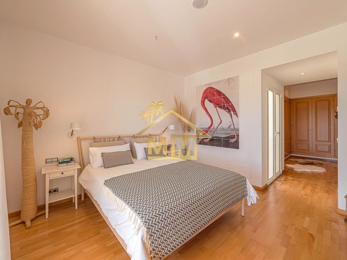 Image No.20-5 Bed Villa for sale