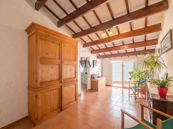 Image No.14-5 Bed Townhouse for sale