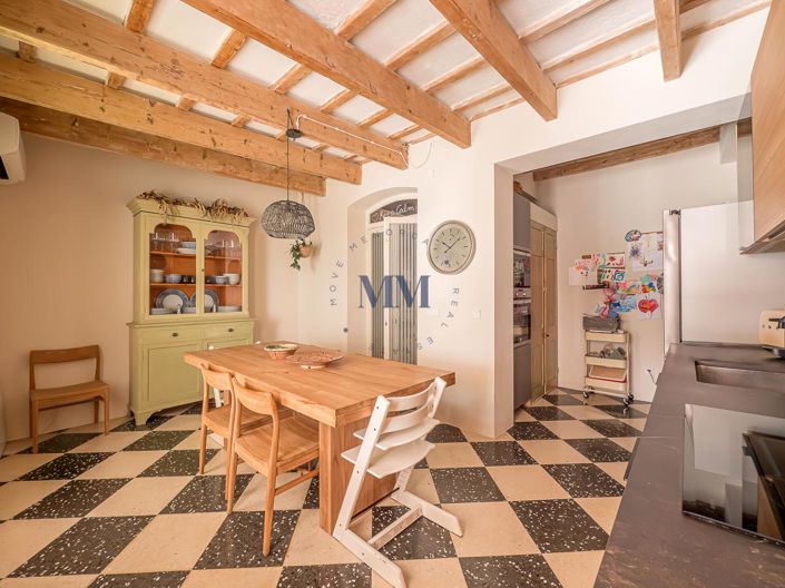 Image No.10-4 Bed Townhouse for sale