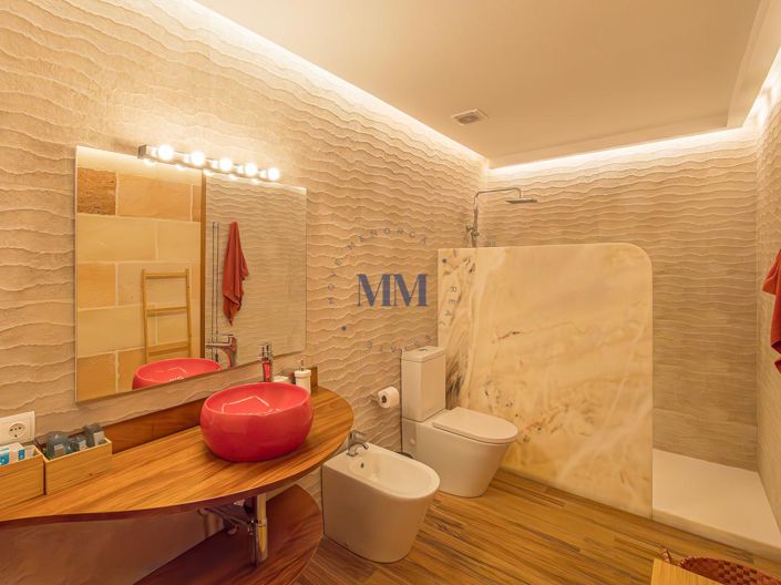 Image No.17-4 Bed Villa for sale