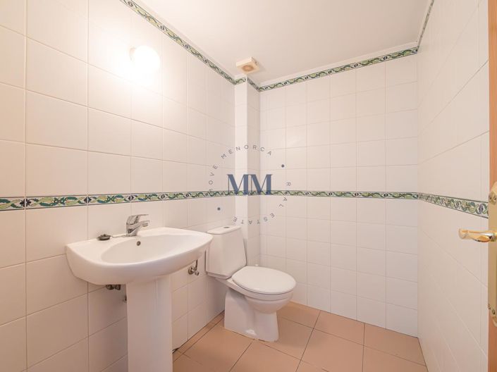 Image No.11-3 Bed Property for sale