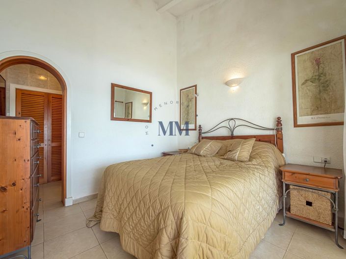 Image No.11-3 Bed House for sale