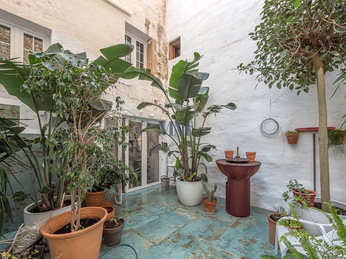 Image No.6-2 Bed House for sale