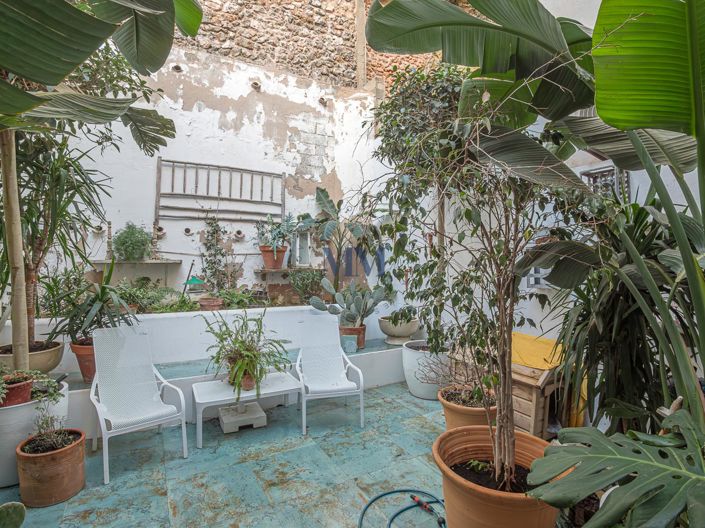 Image No.8-2 Bed House for sale