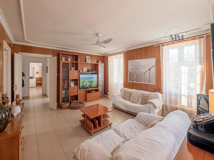 Image No.4-6 Bed House for sale