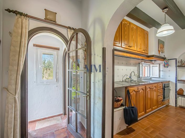 Image No.12-3 Bed Country House for sale