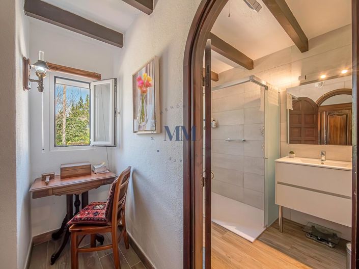 Image No.20-3 Bed Country House for sale