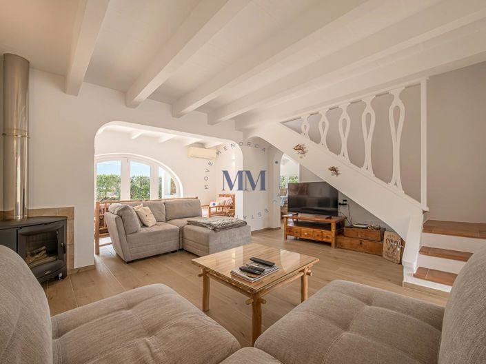 Image No.10-3 Bed Country House for sale