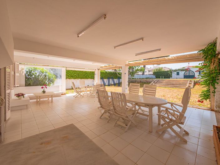 Image No.4-4 Bed House for sale