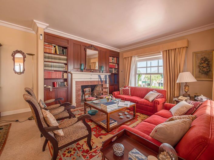 Image No.9-4 Bed House for sale