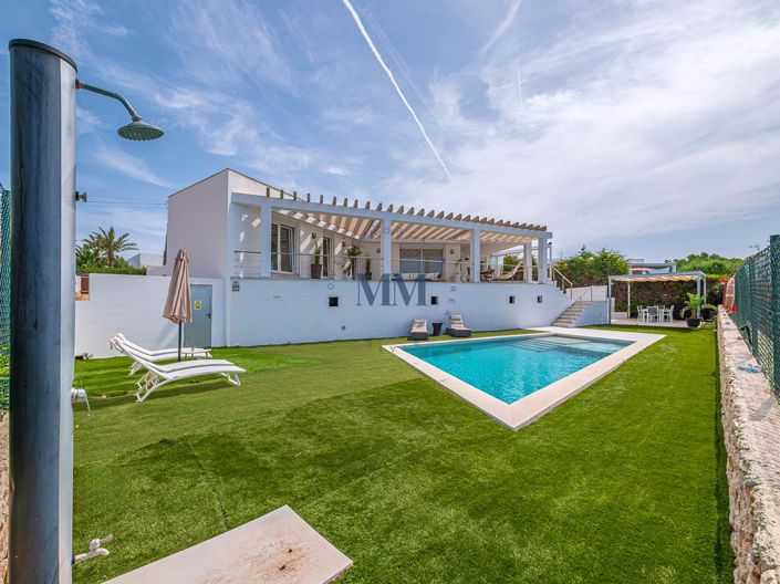 Image No.3-3 Bed Villa for sale
