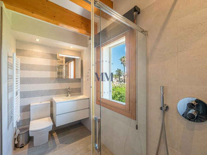 Image No.15-4 Bed Villa for sale