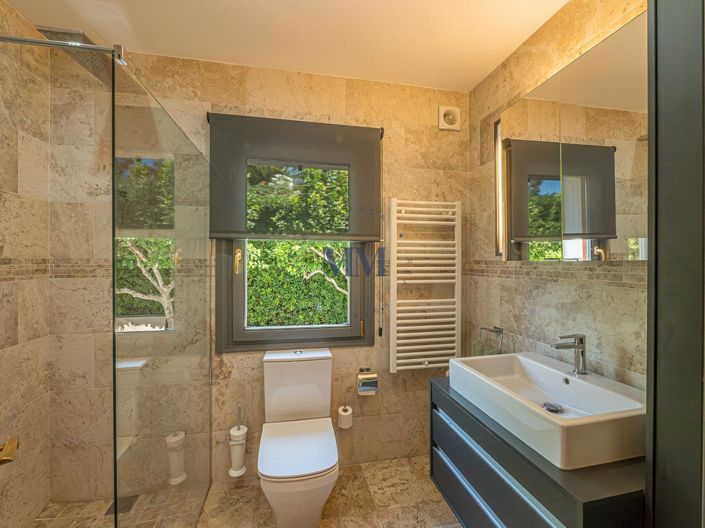 Image No.24-4 Bed Villa for sale