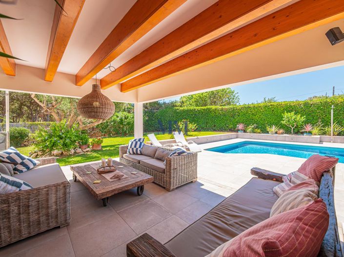 Image No.1-4 Bed Villa for sale
