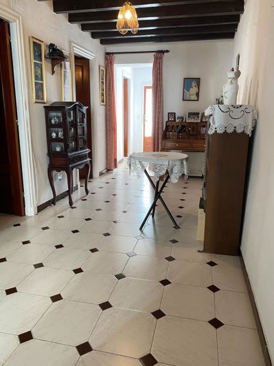 Image No.10-3 Bed Townhouse for sale