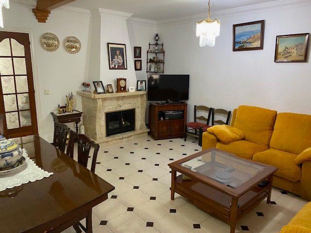 Image No.3-3 Bed Townhouse for sale