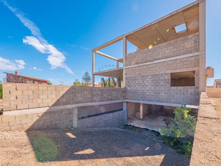 Image No.2-4 Bed Villa for sale