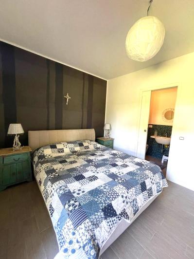 Image No.20-2 Bed Semi-Detached for sale