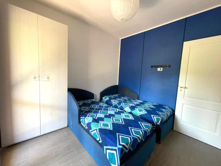 Image No.23-2 Bed Semi-Detached for sale