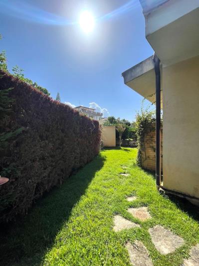 Image No.36-2 Bed Semi-Detached for sale