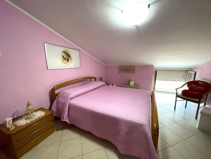 Image No.24-4 Bed Apartment for sale