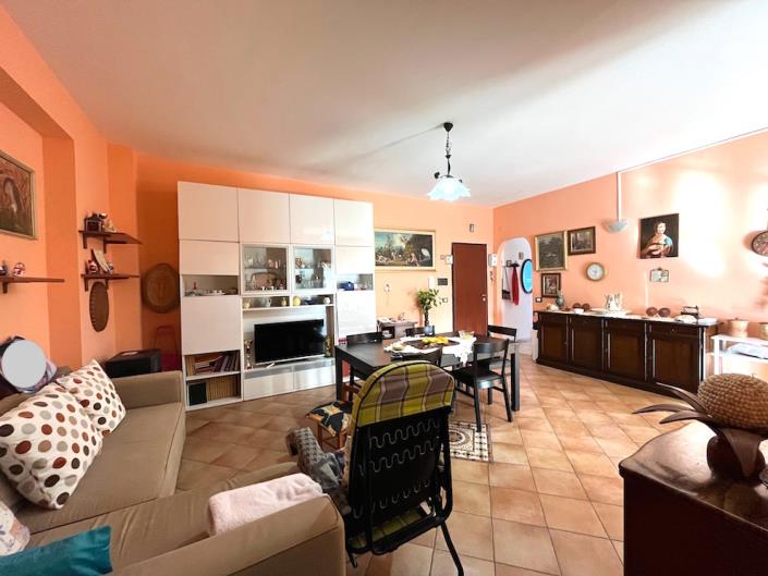 Image No.13-2 Bed Apartment for sale