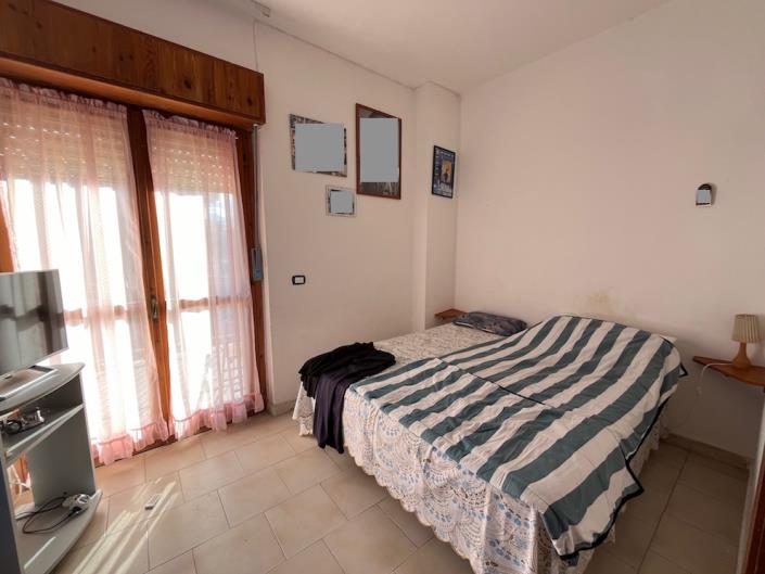 Image No.29-2 Bed Apartment for sale