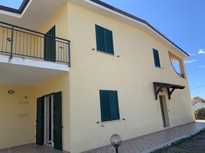 Image No.4-3 Bed House for sale