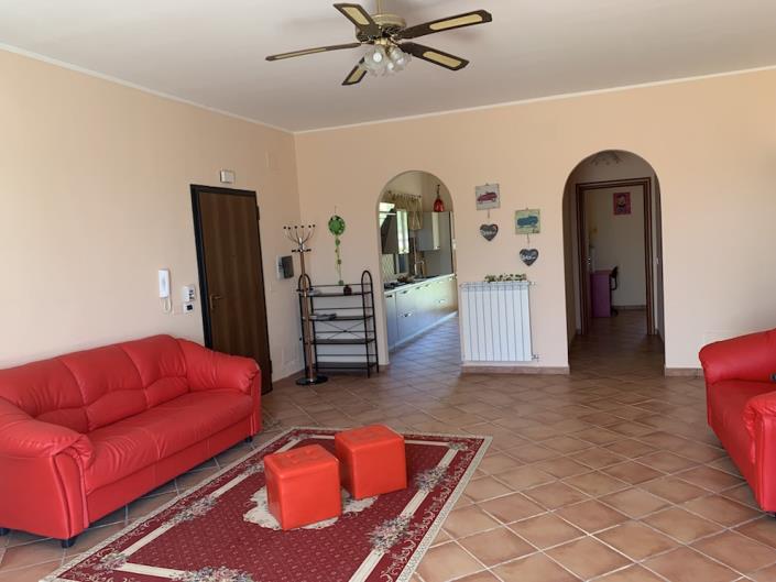 Image No.9-3 Bed House for sale