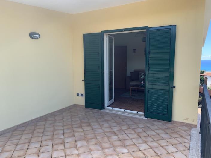 Image No.22-3 Bed House for sale