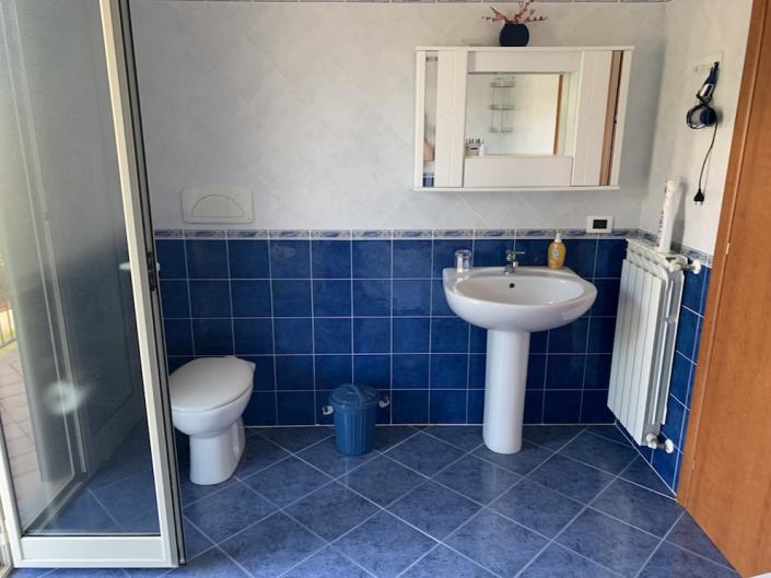 Image No.34-3 Bed House for sale