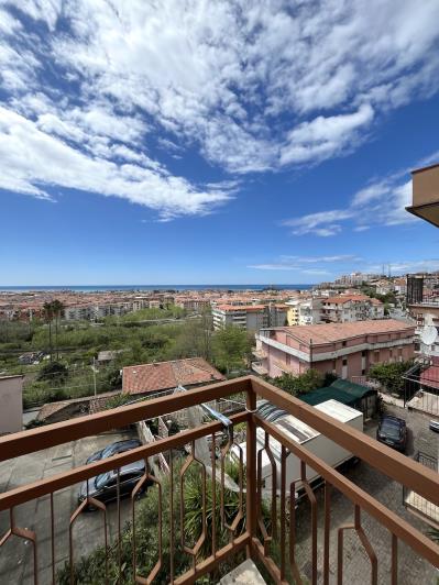 Image No.22-1 Bed Apartment for sale