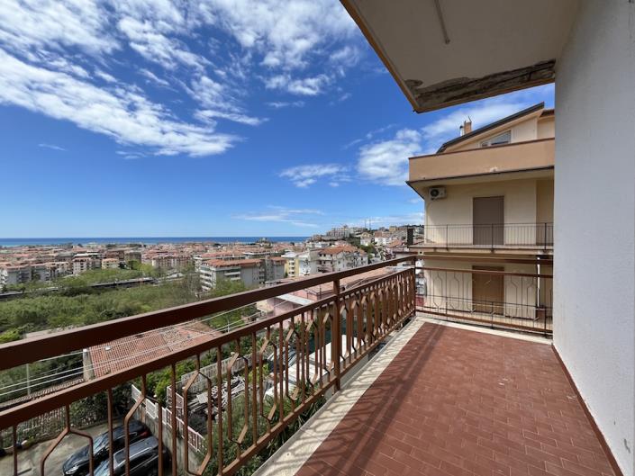 Image No.25-1 Bed Apartment for sale