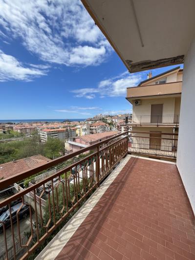 Image No.26-1 Bed Apartment for sale