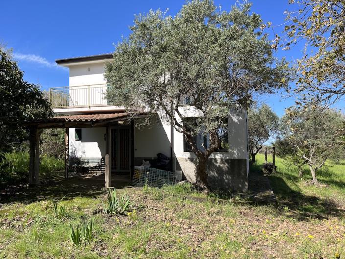 Image No.8-2 Bed Villa / Detached for sale