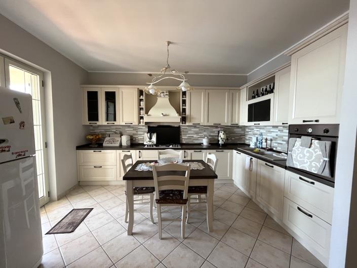 Image No.16-4 Bed Villa for sale