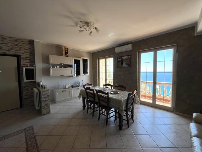 Image No.17-4 Bed Villa for sale