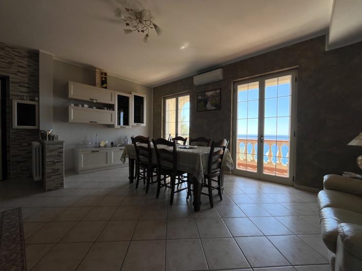 Image No.18-4 Bed Villa for sale