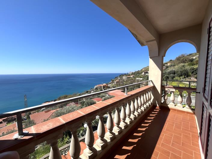 Image No.38-4 Bed Villa for sale