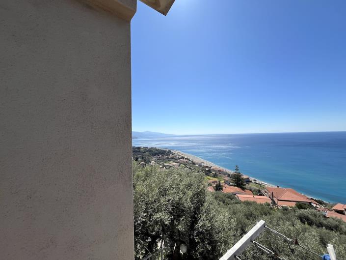 Image No.39-4 Bed Villa for sale