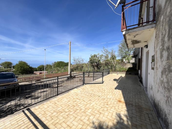 Image No.5-2 Bed Village House for sale