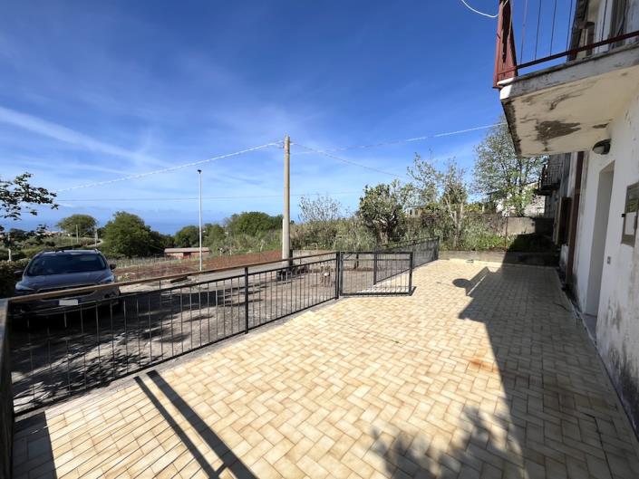 Image No.6-2 Bed Village House for sale