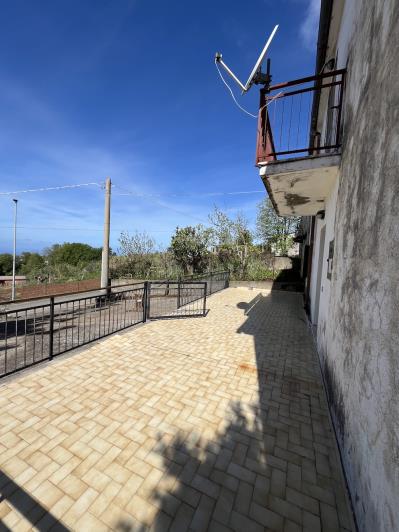 Image No.7-2 Bed Village House for sale